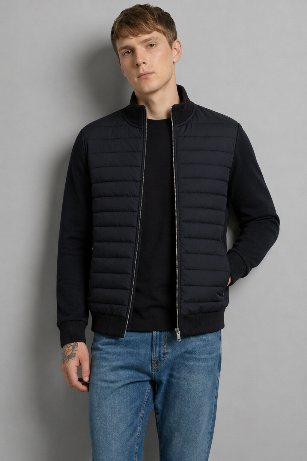 Hybrid Quilted Jacka med Ribbstickade Ärmar | Anton – Svart
