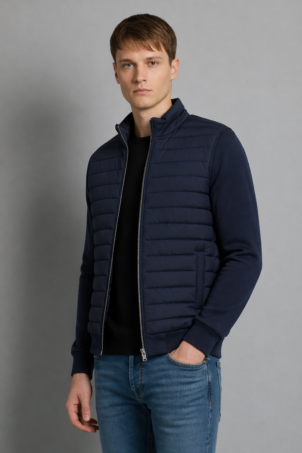 Hybrid Quilted Jacka med Ribbstickade Ärmar | Oskar – Marinblå