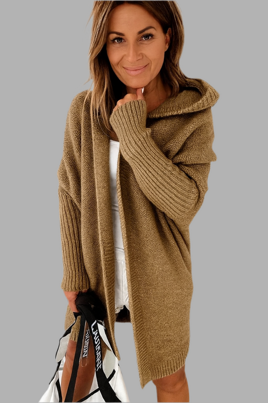 Lang gebreid väst med capuchon