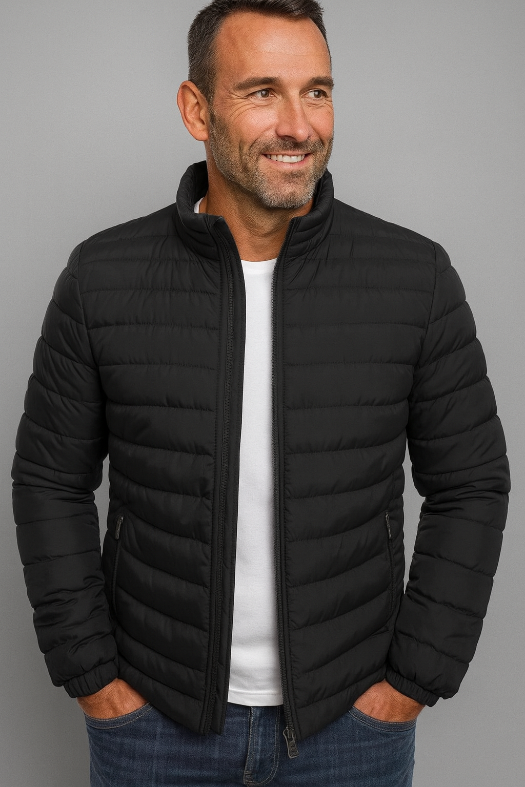 Vadderad herrjacka med dragkedja och ståkrage