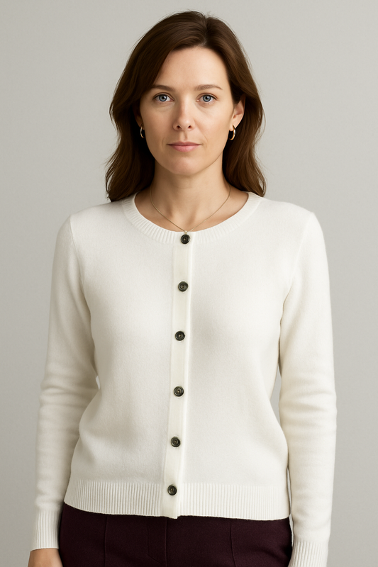 Gebreid väst med knoopsluiting en lång mouwen