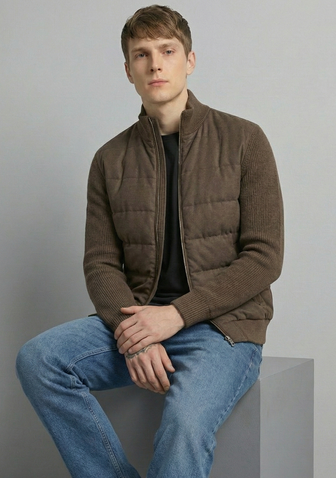 Hybrid Quilted Jacka med Ribbstickade Ärmar | Johan – Brun